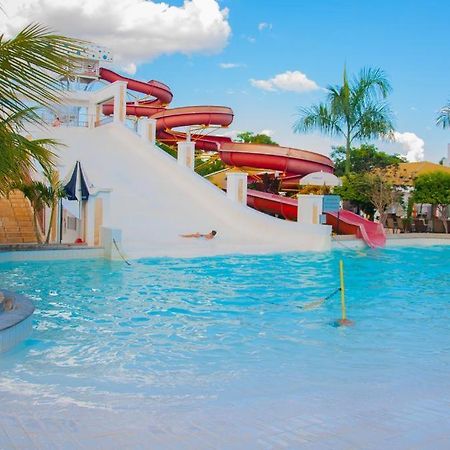 Lacqua Diroma -Cn Hospedagem Hotel Caldas Novas Exterior foto